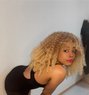 Kelly - escort in Khobar Photo 1 of 3