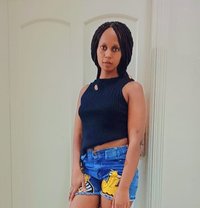 Kelly - escort in Madinah