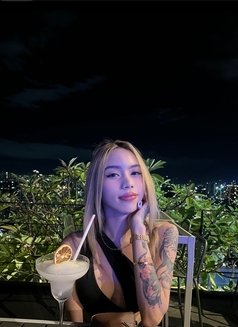 Kelly TS - Transsexual escort in Makati City Photo 30 of 30