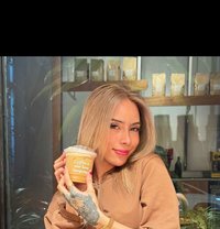 Kelly TS - Transsexual escort in Makati City