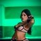 Vane - escort in Hannover
