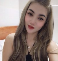 Kelly - puta in Ajmān Photo 1 of 2