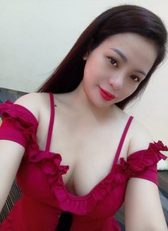 Kelly - escort in Muscat Photo 4 of 4