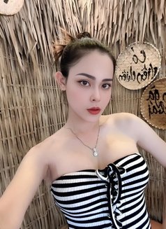 Kelly - Transsexual escort in Ho Chi Minh City Photo 1 of 12
