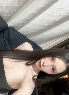 Kelsey - puta in Guangzhou Photo 3 of 5