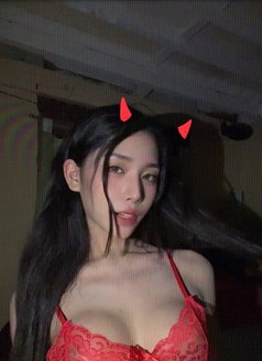Kelsey - puta in Shenzhen Photo 4 of 7