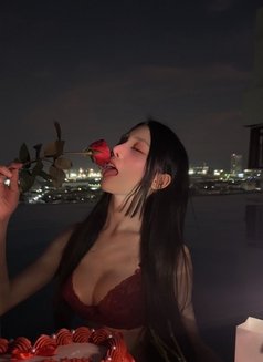 Kelsey - escort in Cebu City Photo 6 of 7