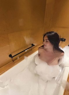 Leaving soon - Transsexual escort in Hyderabad Photo 15 of 16