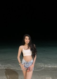 Kelsey Lustre - Acompañantes transexual in Manila Photo 2 of 5