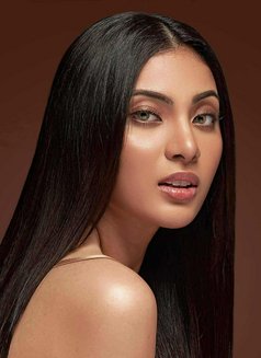 Kelsey Ramirez - puta in Makati City Photo 1 of 9