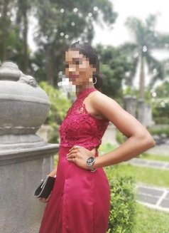 Kelum - escort in Colombo Photo 3 of 5