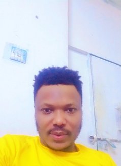 Kelvin - Male escort in Dubai Photo 1 of 1