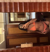 Kelye - escort in Mauritius Photo 7 of 7