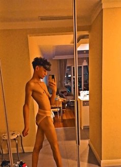 Kemal - Male escort in İstanbul Photo 3 of 3