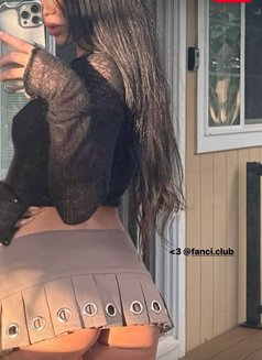 Kemisola - escort in Hamburg Photo 4 of 4