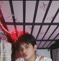 Ken - masseur in Manila