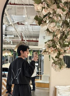 Ken just visit here 🥂 - Male escort in Doha Photo 1 of 12