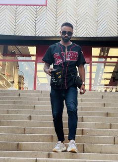 Kenan - Male escort in Beirut Photo 5 of 5