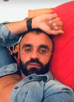 Kenan - Acompañante masculino in Beirut Photo 3 of 3