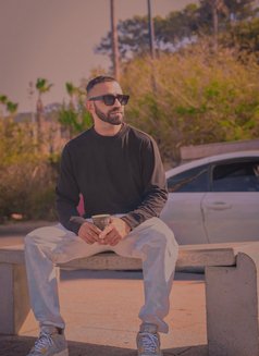 Kenan - Acompañante masculino in Beirut Photo 6 of 10