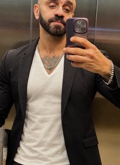 Kenan M - Acompañantes masculino in Beirut Photo 3 of 5