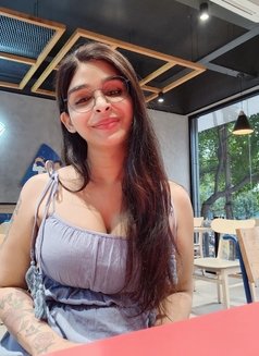 Kendall - Transsexual escort in Bangalore Photo 1 of 17