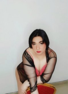 Billie - Acompañantes transexual in Şalālah Photo 1 of 3