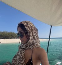 Violeta - escort in Tokyo