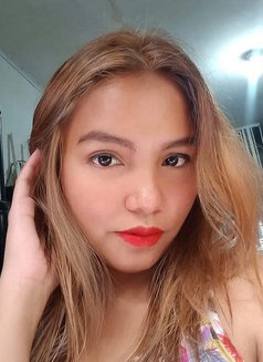 Kendra - escort in Davao Photo 1 of 2