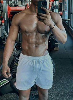 Kendrick247 - Acompañantes masculino in Cape Town Photo 3 of 5