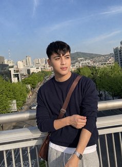 Kenji - Acompañantes masculino in Manila Photo 1 of 8