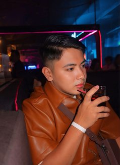 Kenji - Acompañantes masculino in Manila Photo 6 of 8