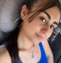 Kenly - escort in Al Manama