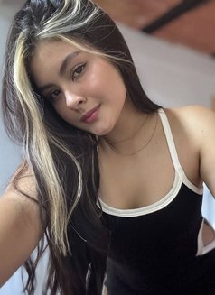 Kenly - escort in Al Manama Photo 1 of 4