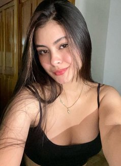 Kenly - escort in Al Manama Photo 3 of 4