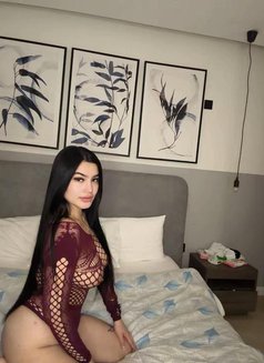 Kenly - escort in Al Manama Photo 2 of 5