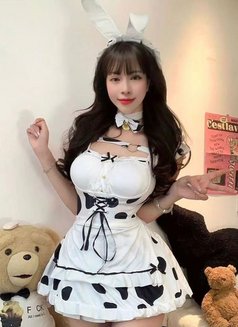 Kenly - escort in Bangkok Photo 1 of 4