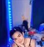 Kenn - Transsexual escort in Muscat Photo 4 of 6