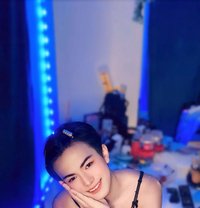 Kenn - Transsexual escort in Muscat