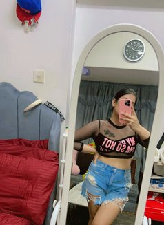 Kenny - Transsexual escort in Riyadh Photo 5 of 5