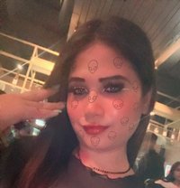 Kenny - Transsexual escort in Ahmedabad