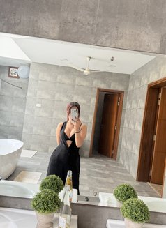 Kenny - Transsexual escort in New Delhi Photo 10 of 26