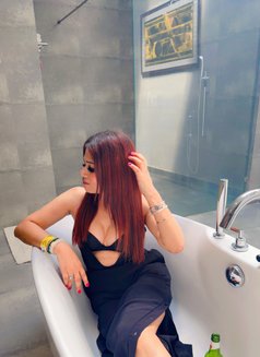 Kenny - Transsexual escort in New Delhi Photo 11 of 26