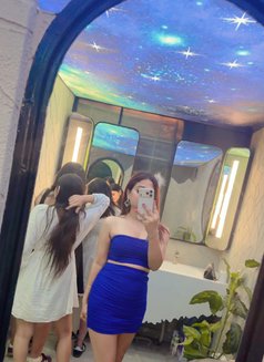 Kenny - Transsexual escort in New Delhi Photo 15 of 26