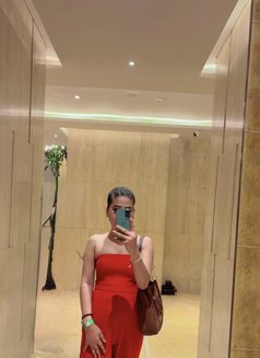 Kenny - Transsexual escort in New Delhi Photo 19 of 26