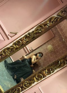 Kenny - Transsexual escort in New Delhi Photo 24 of 26