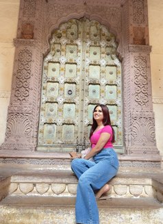 Kenny - Transsexual escort in New Delhi Photo 26 of 26