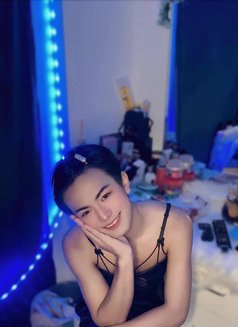 Kenny - Agencia de acompañantes transexuales in Muscat Photo 9 of 9