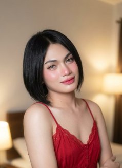 Kenny Ladyboy - Transsexual escort agency in Muscat Photo 3 of 5