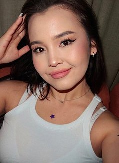 Kennya - escort in Dubai Photo 6 of 10